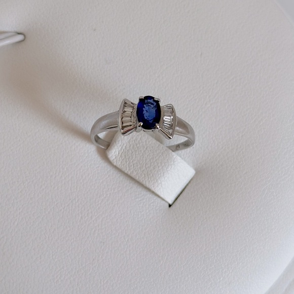 LUXURY BLUE SAPPHIRE DIAMOND RING 💍💎 - Picture 6 of 9